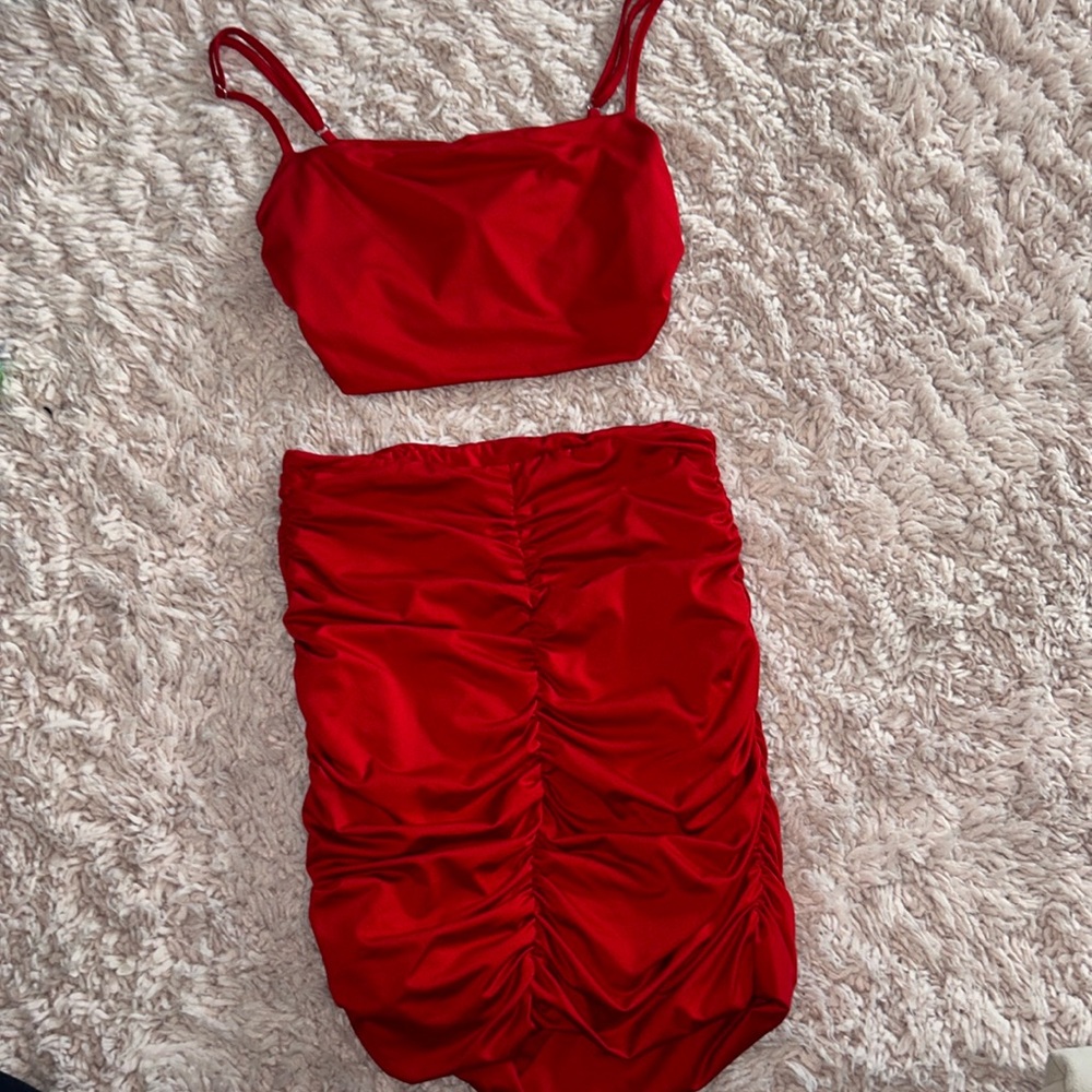 Red body con dress. Two piece. Worn once. Size large